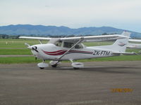 ZK-FTM @ NZFI - another trainer at fielding - by magnaman