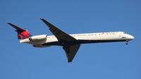 N915DL @ MCO - Delta MD-88