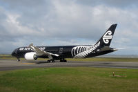 ZK-NZE @ NZAA - At Auckland - by Micha Lueck