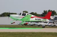 N41WV @ KOSH - Cirrus SR22