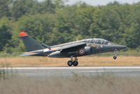 E160 @ LFBD - at Bordeau - by B777juju