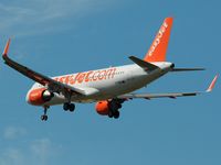 G-EZWS @ LFBD - landing 23 from LGW - by Jean Goubet-FRENCHSKY