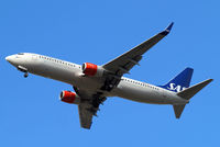 LN-RRJ @ EGLL - Boeing 737-883 [34547] (SAS Scandinavian Airlines) Home~G 05/04/2010. On approach 27R.