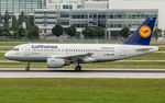 D-AKNJ @ EDDM - departure from München - by Friedrich Becker