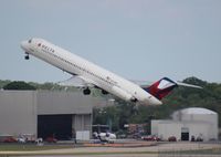 N764NC @ DTW - Delta DC-9-51 - by Florida Metal
