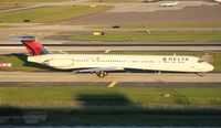 N969DL @ TPA - Delta MD-88