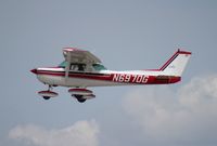 N6970G @ LAL - Cessna 150L