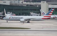 N7375A @ MIA - American 767-300