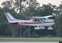 N52577 @ LAL - Cessna 182P