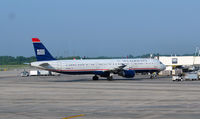 N178US @ KCLT - Taxi CLT - by Ronald Barker