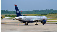 N940UW @ KCLT - Taxi CLT - by Ronald Barker