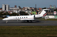 CS-DKJ @ ESSB - Lining up runway 30.