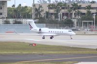 CS-DKI @ MIA - Gulfstream 550 - by Florida Metal