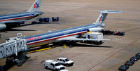N70504 @ KDFW - Gate D34 DFW - by Ronald Barker