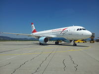 OE-LBM @ LOWG - Austrian A320 - by Roland Aigner
