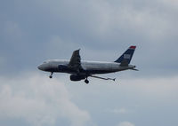 N760US @ DCA - Landing @ DCA