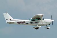 N20068 @ KLAL - Cessna 172M Skyhawk [172-60980] Lakeland-Linder~N 15/04/2010 - by Ray Barber