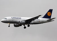 D-AILR @ EDDF - Landing rwy 25L - by Shunn311