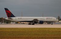 N680DA @ MIA - Delta 757 - by Florida Metal