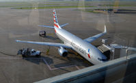 N956AN @ KDFW - Gate C28 DFW - by Ronald Barker