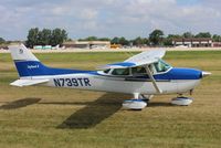 N739TR @ KOSH - Cessna 172N