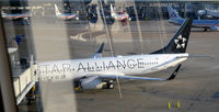 N76516 @ KDFW - Gate E8 DFW - by Ronald Barker