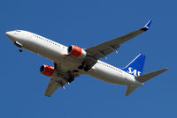 LN-RGD @ EGLL - Boeing 737-883 [41258] (SAS Scandinavian Airlines) Home~G 23/04/2013. On approach 27R.