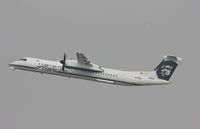 N413QX @ KLAX - DHC-8-402 - by Mark Pasqualino