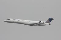 N792SK @ KLAX - CL-600-2C10