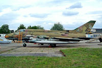 25 42 @ EDBR - Sukhoi Su-22M-4K Fitter [26817] (German Air Force) Rothenburg-Gorlitz~D 21/05/2004