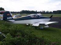 D-EXPK @ EDLT - parking - by Volker Leissing