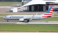 N816NN @ TPA - American