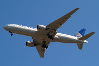 N775UA @ EGLL - Boeing 777-222 [26947] (United Airlines) Home~G 01/08/2013. On approach 27R. - by Ray Barber