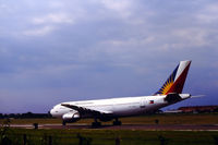 RP-C3004 @ RPLL - RP-C3004 in MNL 1994-06 - by Erik