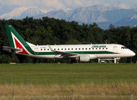 EI-RDJ @ LSGG - Ready for take off rwy 23 - by Shunn311