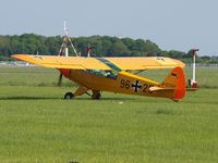 D-ECGH @ EDDW - taxi to the rwy - by Volker Leissing