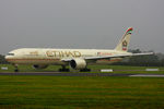 A6-ETP @ EIDW - Etihad - by Chris Hall