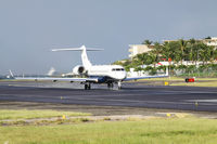 N711LS @ TNCM - N711LS