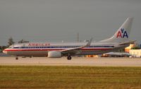 N904NN @ MIA - American 737-800 - by Florida Metal