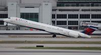 N916DN @ MIA - Delta