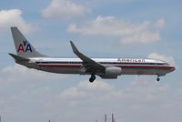 N921NN @ MIA - American - by Florida Metal