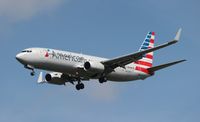 N922NN @ MCO - American