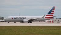 N932NN @ MIA - American