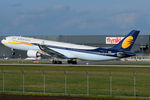 VT-JWT @ VIE - Jet Airways - by Chris Jilli