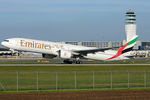 A6-EBN @ VIE - Emirates - by Chris Jilli
