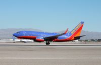 N276WN @ KLAS - Boeing 737-700 - by Mark Pasqualino