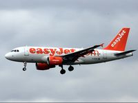 G-EZBC @ EGPH - Easy action at Edinburgh - by Clive Pattle