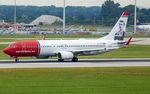 LN-NOF @ EDDM - departure from München - by Friedrich Becker