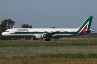 EI-IXC @ LIRF - Landing - by micka2b