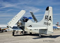 N65164 @ LAL - Sun-N-Fun 2014 - by Alex Feldstein